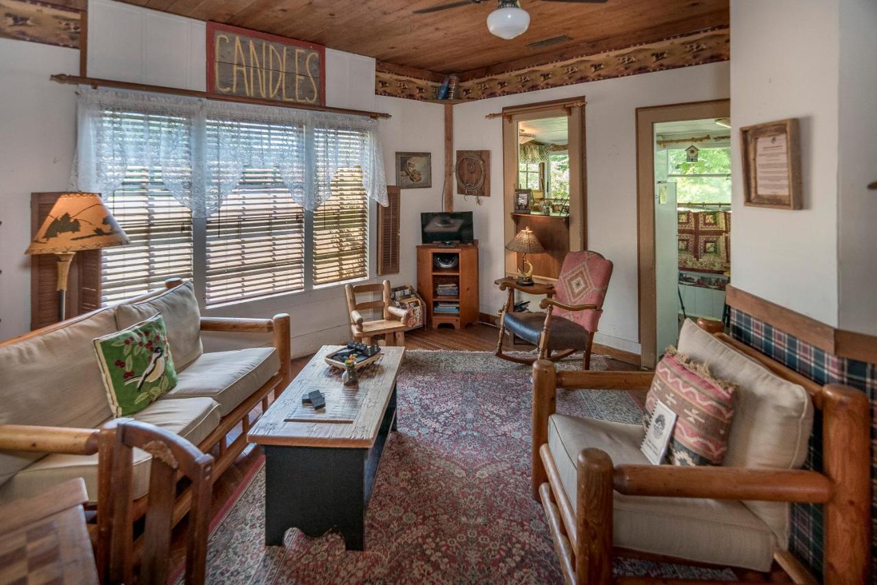 Country Woods Inn Glen Rose Esterno foto