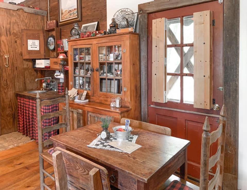 Country Woods Inn Glen Rose Esterno foto