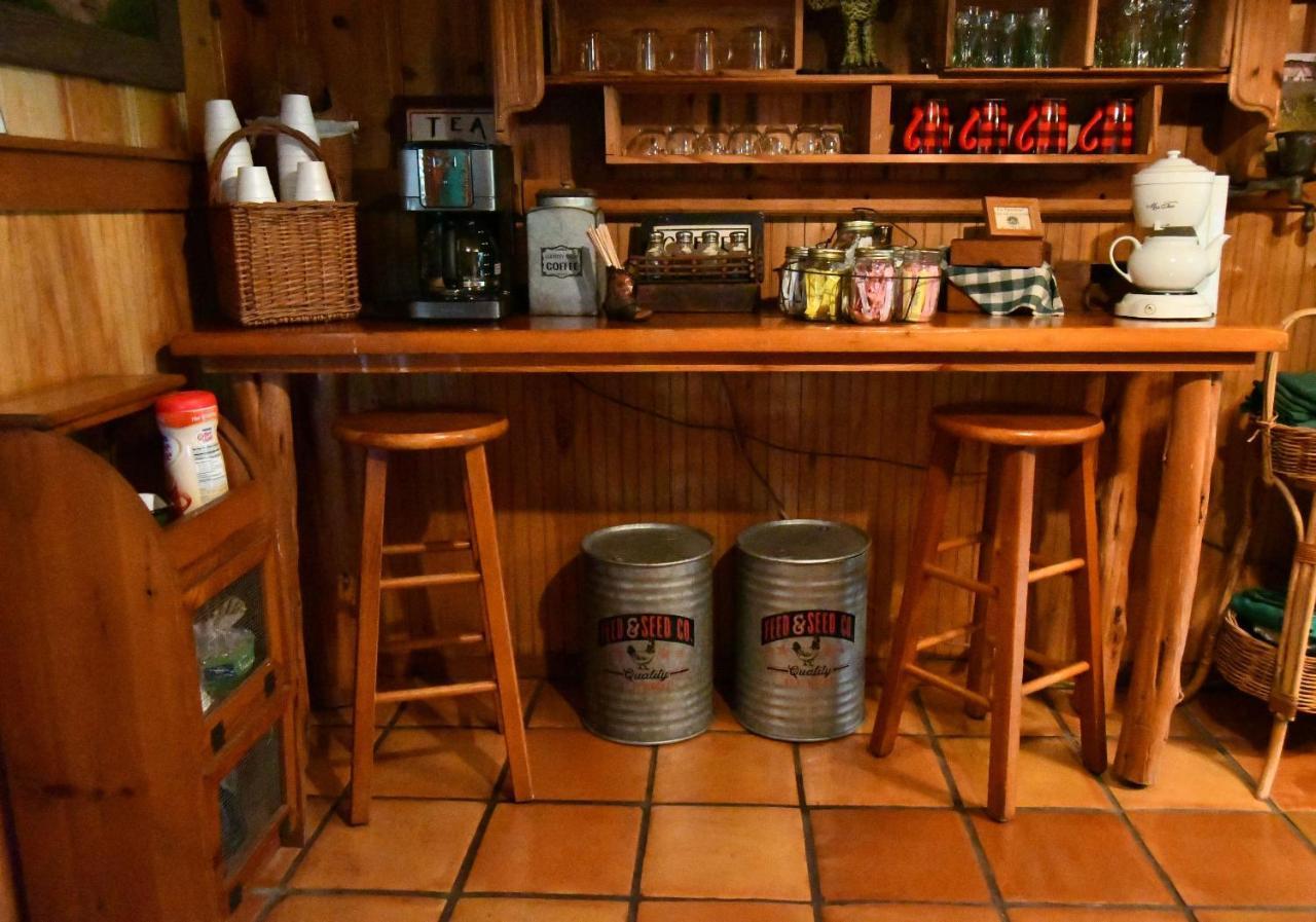 Country Woods Inn Glen Rose Esterno foto