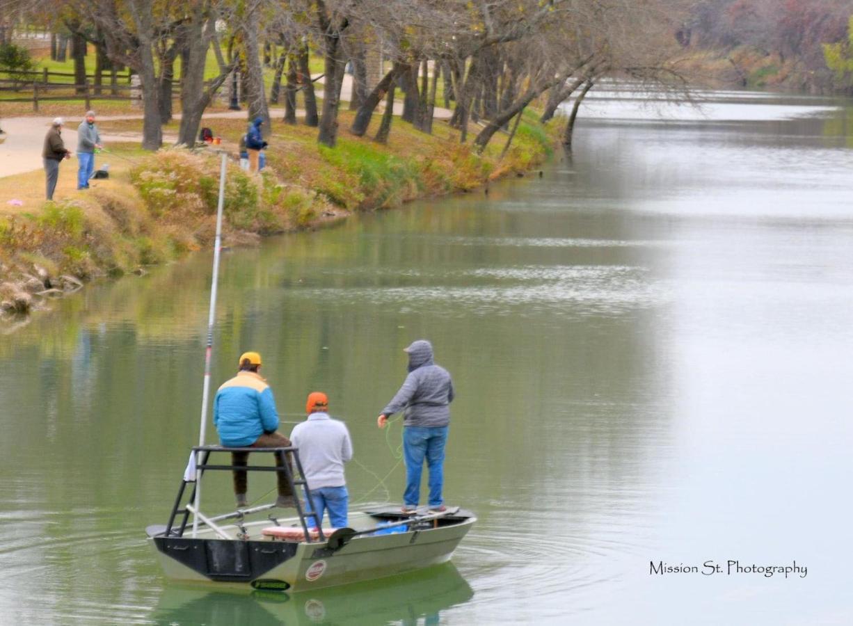 Country Woods Inn Glen Rose Esterno foto