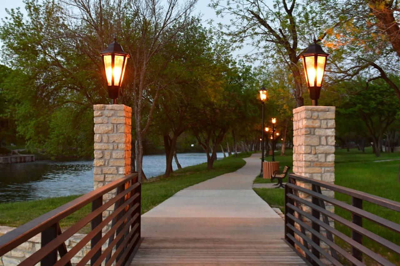 Country Woods Inn Glen Rose Esterno foto