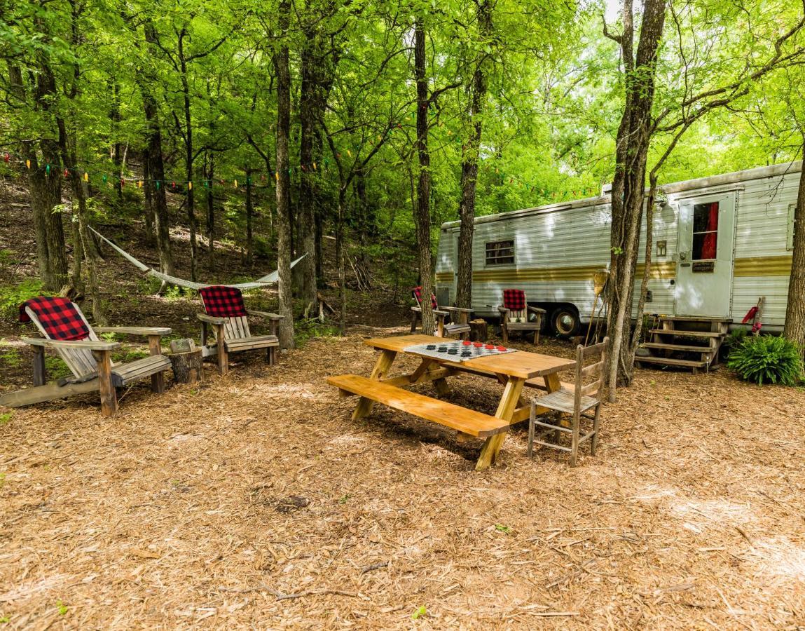 Country Woods Inn Glen Rose Esterno foto
